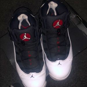 Jordan 6 rings black white gym red